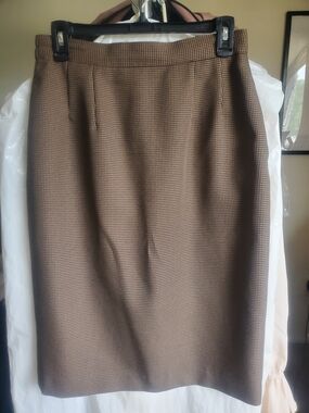 Tailored Vintage Houndstooth Pencil Skirt